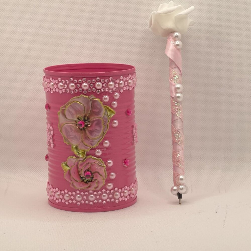White Flower Writing Pen with Pink Ribbon Pen Holder Set